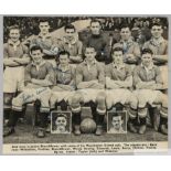 Signed Busby Babes circa 1955-56 magazine cut-out of Manchester United team before match