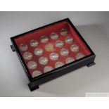 Manchester United cased medallions set commemorating the 2006-07 Premier League winning season,