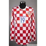Niko Kranjcar signed red & white No.19 Croatia v. Israel Euro 2008 Qualifier shirt, 2006