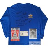 Manchester United 1968 European Cup winners team signed shirt,