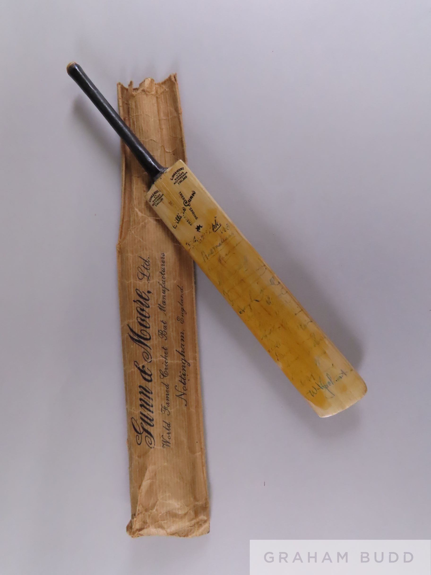 Gunn and Moore miniature cricket bat signed by the Australian Invincibles touring side