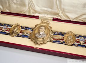 Jackie Paterson 9 carat gold and enamel Lonsdale belt