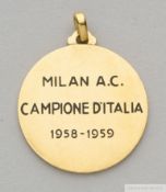 .750 gold & enamel medal awarded to Ottorino Barassi on the occasion of AC Milan's Serie A title
