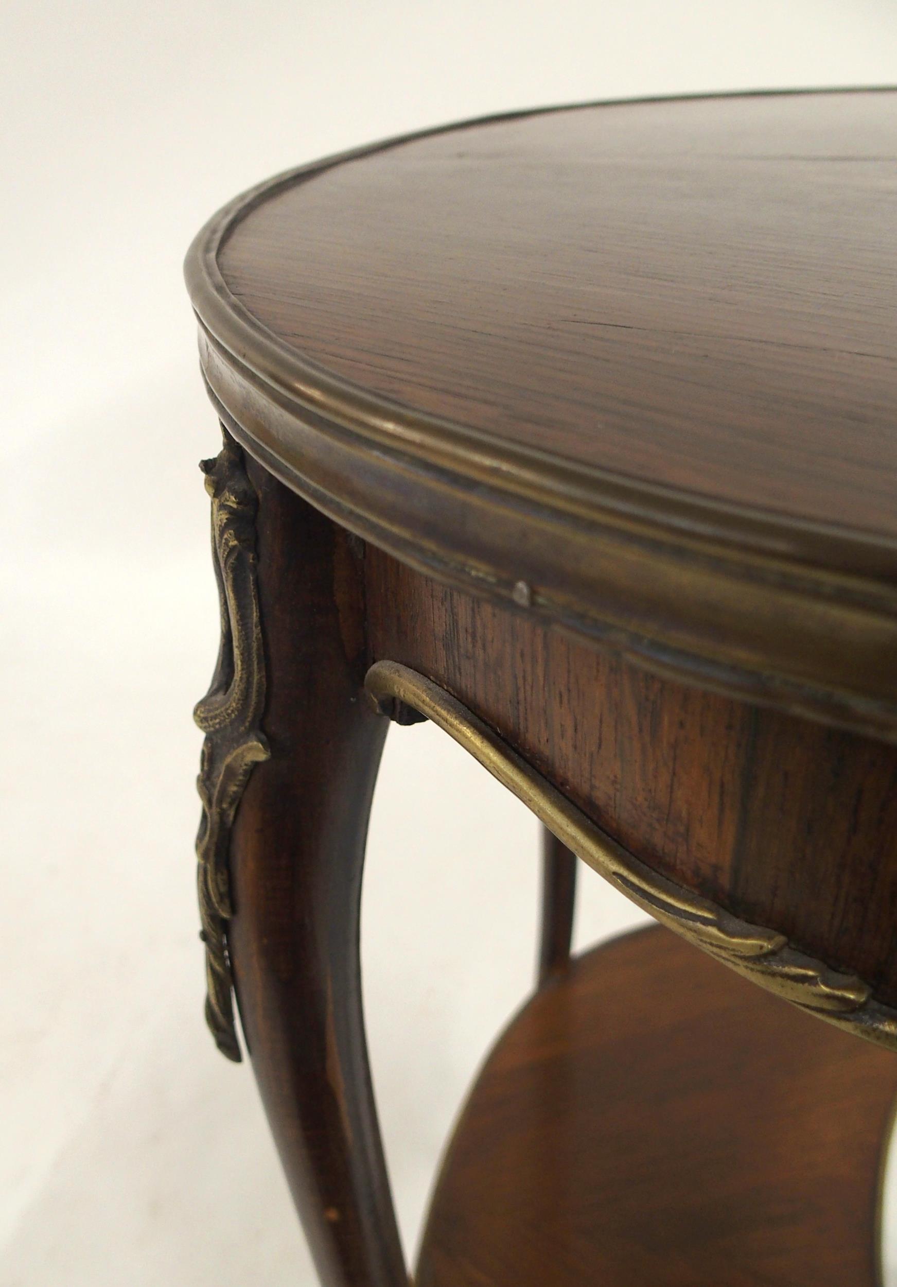 A LOUIS XV STYLE KINGWOOD TWO TIER KIDNEY SHAPED OCCASIONAL TABLE with gilt brass ormolu mounts to - Image 7 of 10