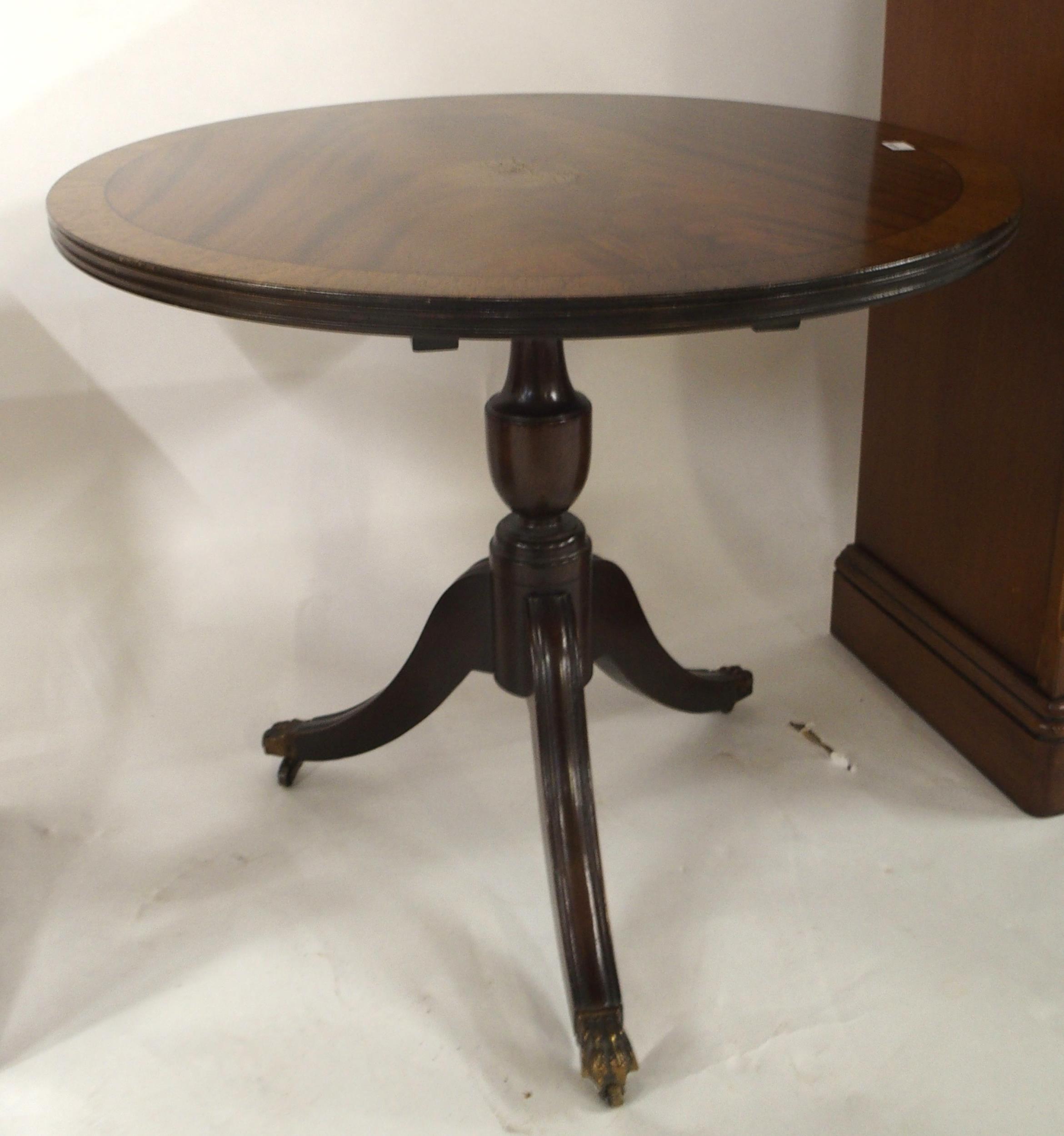 A 20th century mahogany open bookcase, oak nest of three tables and tilt top circular occasional - Image 4 of 6