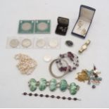 Assorted coinage and costume jewelleryÊ Condition Report:Available upon request