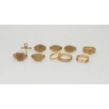 Five 9ct gold vintage signet rings, a 9ct buckle ring and four other 9ct gold rings, weight all