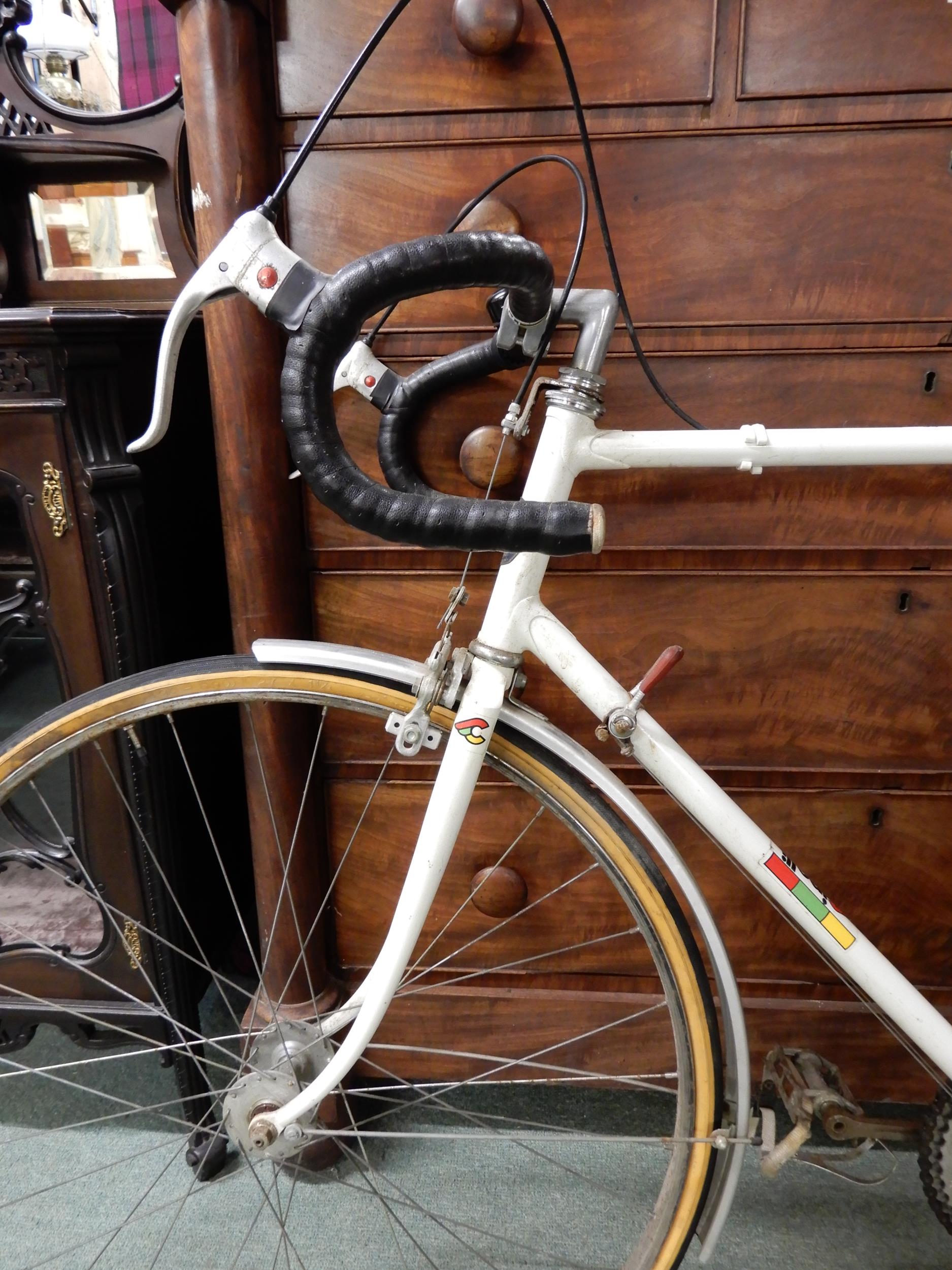 A mid 20th century Cinelli Milano racing bicycle with weinmann brakes and Unica saddle, 24 inch - Image 2 of 7