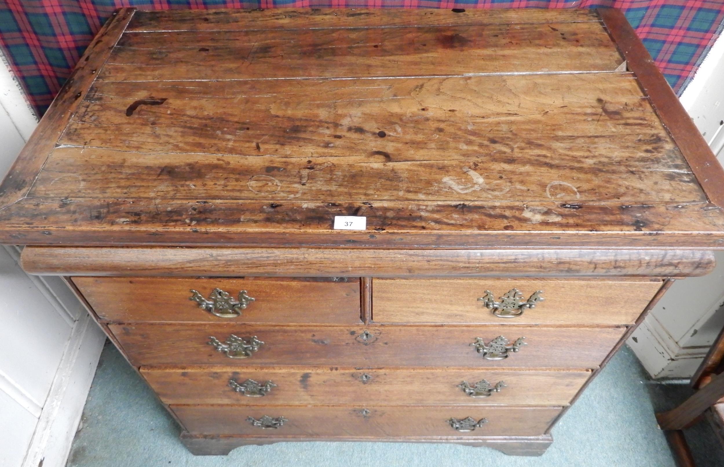 An 18th century ash two short over three long chest of drawers with additional frieze drawer to - Image 2 of 8