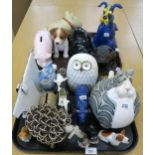 A collection of assorted animal figures including Cow Parade Scottish Thistlecow, Vicki Thomas cat