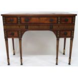 AN EARLY 20TH CENTURY MAHOGANY AND MAPLE INLAID GEORGIAN STYLE DESK with one long flanked by two