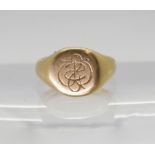 An 18ct gold signet ring, size H1/2, weight 8.2gms Condition Report:Available upon request