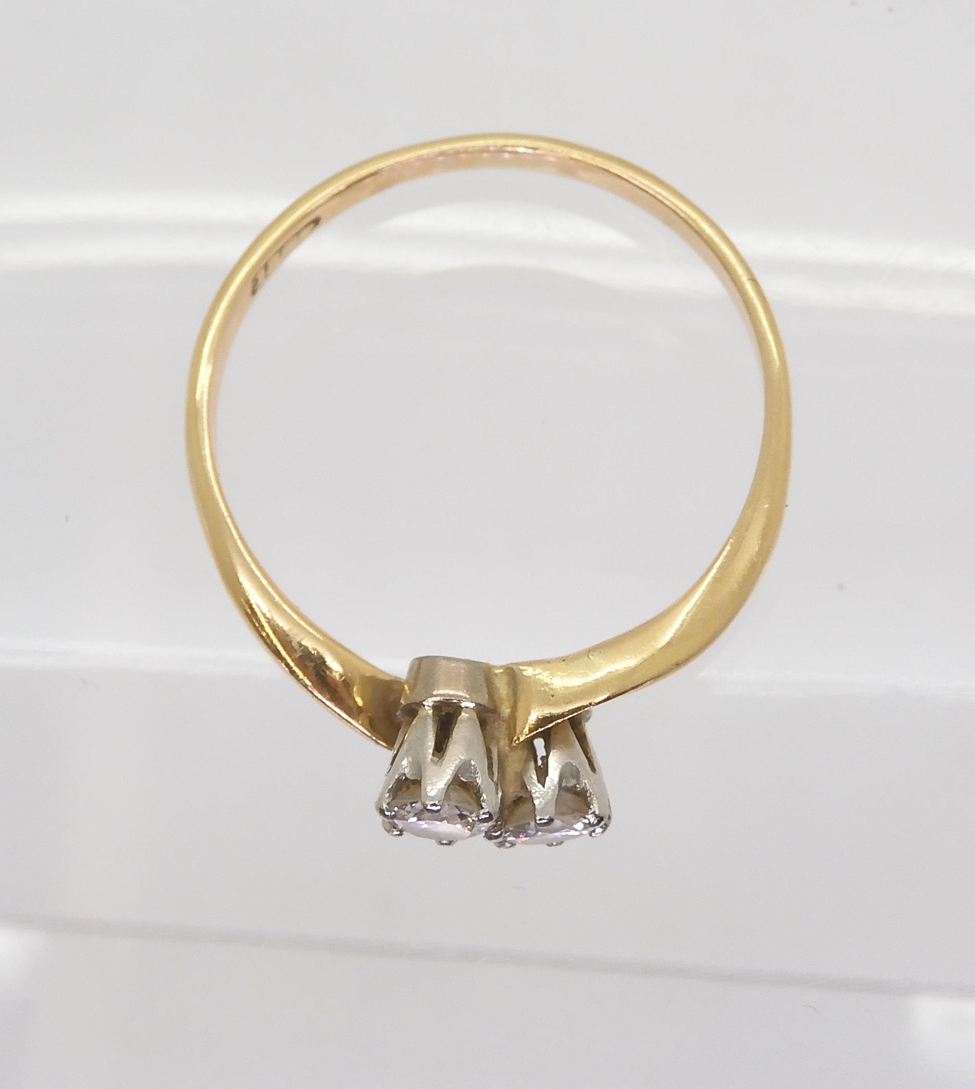 An 18ct gold twin stone diamond ring set with an estimated approx 0.33cts of brilliant cut - Image 2 of 3