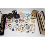 Two powder compacts, vintage shamrock cufflinks and a collection of vintage costume jewellery