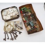 A mixed lot comprising various large 19th century door keys, a quantity of loose Wills and Players