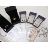 Five pieces of jewellery set with 'Tru-Diamonds' simulated diamonds with certificated, two silver