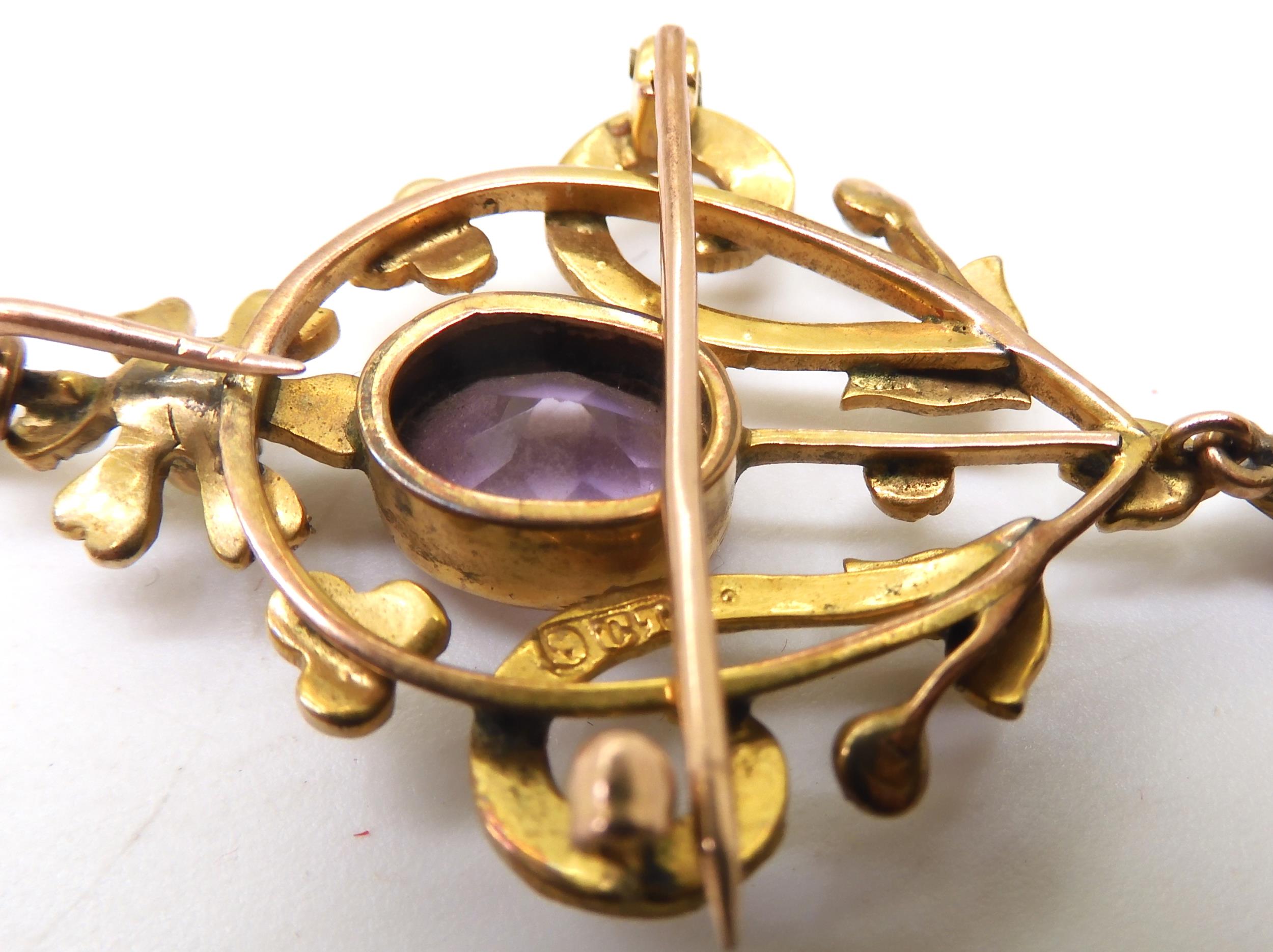 A 9ct gold Edwardian amethyst and pearl pendant brooch on a long 66cm 9ct gold belcher chain, weight - Image 5 of 6