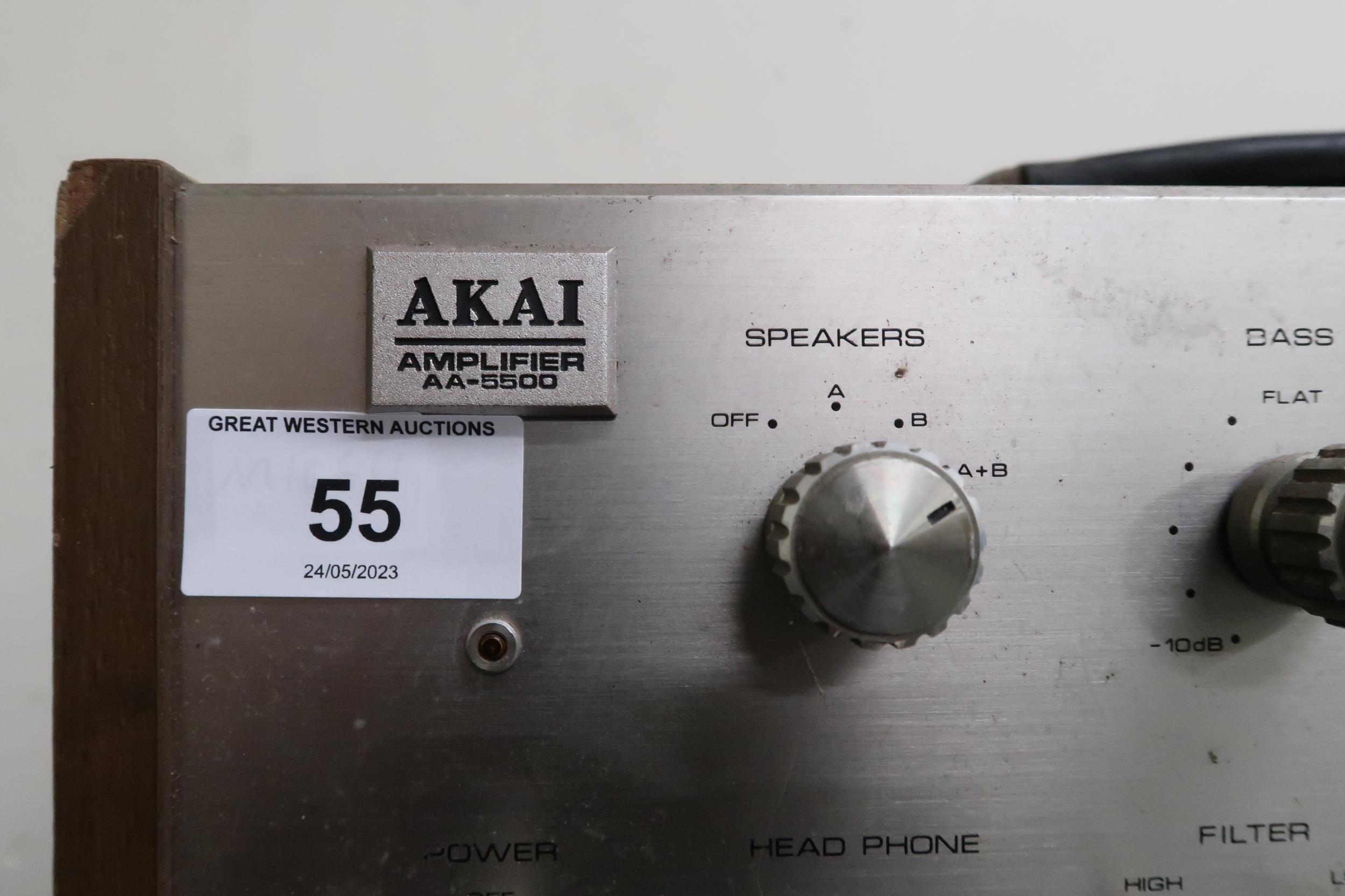 A lot comprising Akai stereo cassette desk CS-7070 and an Akai amplifier AA-5500 (2) Condition - Image 3 of 5