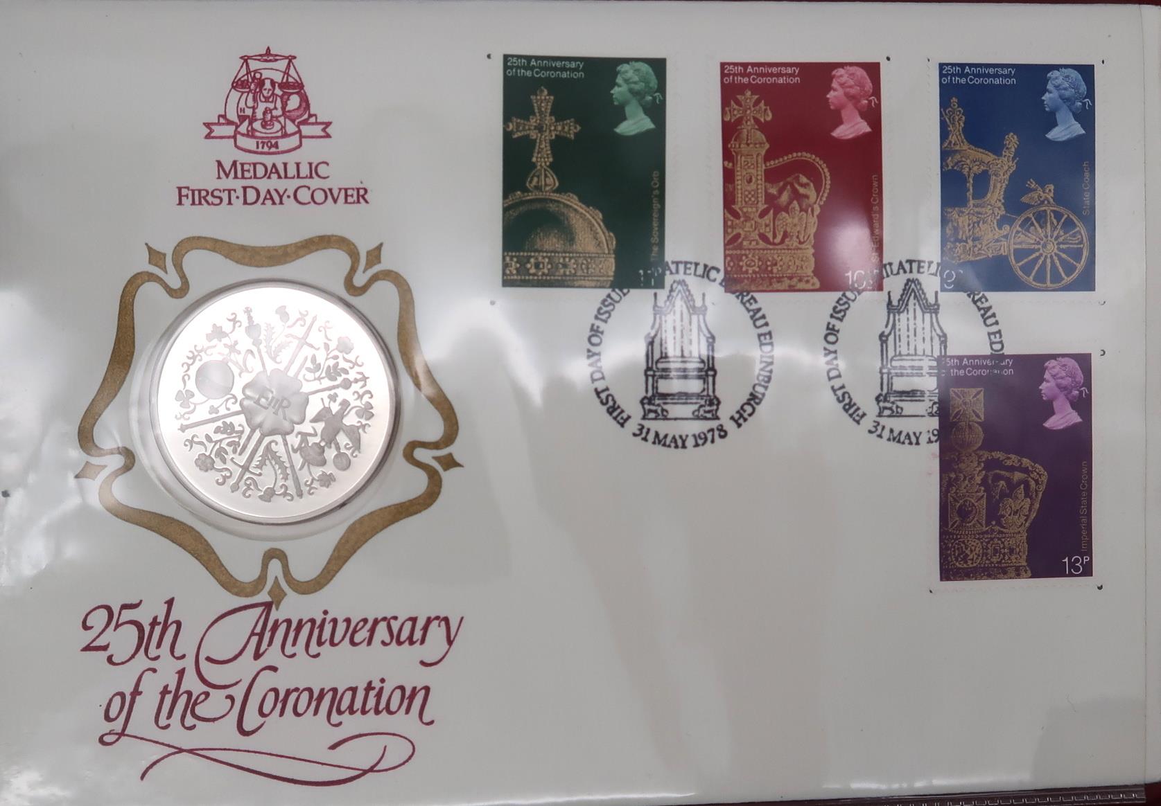 A mixed lot of silver commemorative coins with a Royal Wedding $25, 25th Anniversary of the - Image 5 of 7