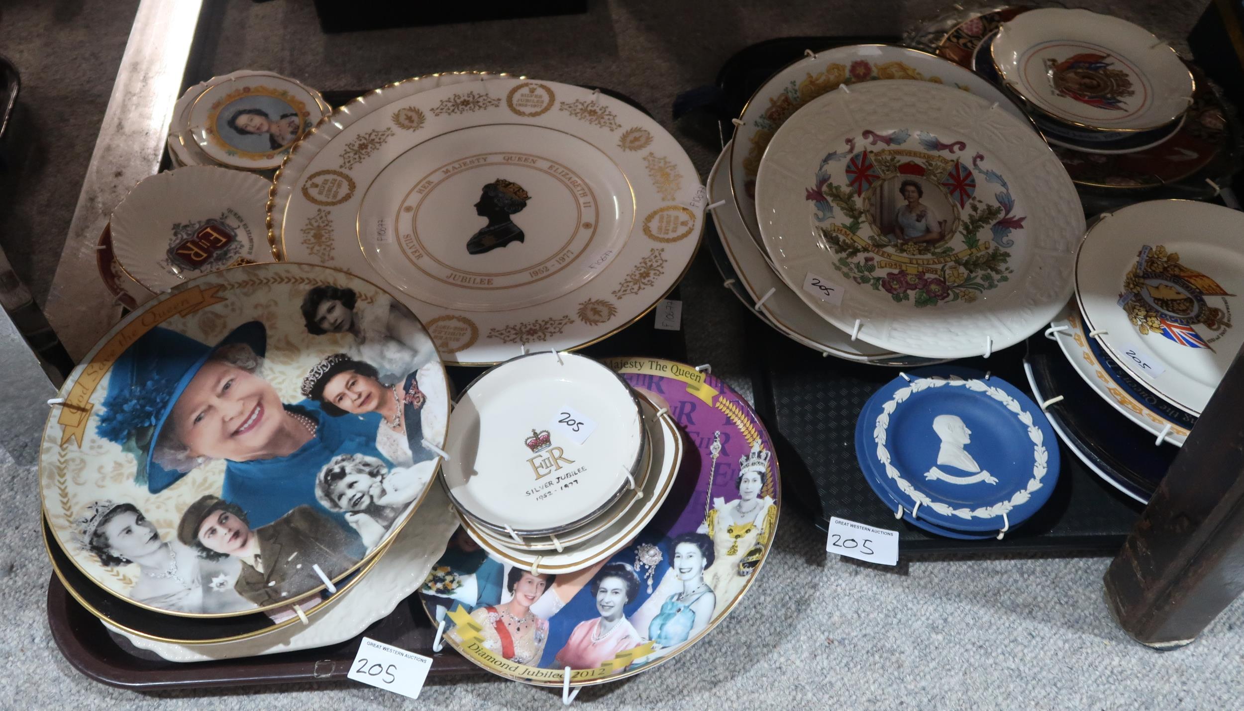 A large quantity of commemorative mugs and plates etc Condition Report:No condition report - Image 3 of 3