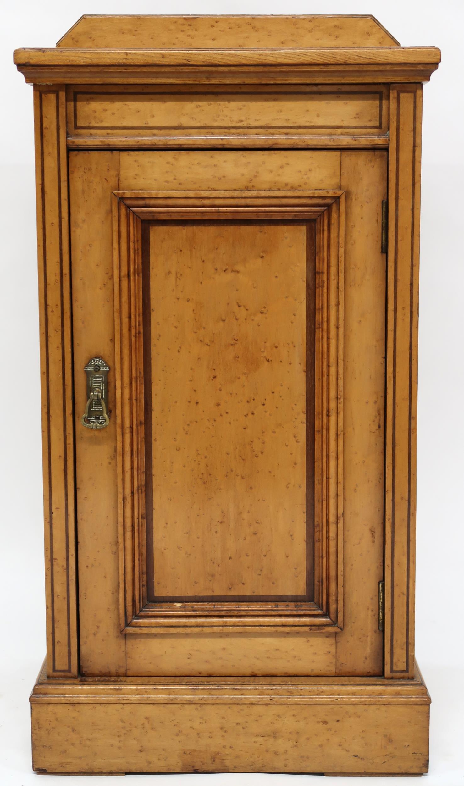 A VICTORIAN BIRDSEYE MAPLE COMPACTUM WARDROBE & ACCOMPANYING BEDSIDE CABINET wardrobe with moulded - Image 2 of 22