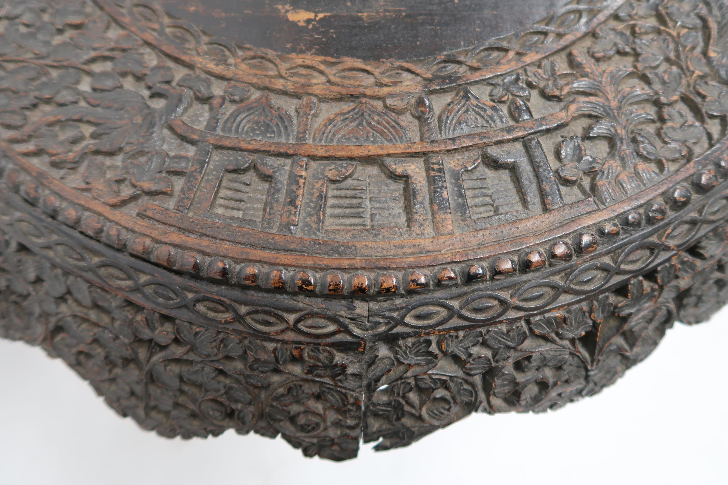 AN ANGLO-INDIAN TILT TOP CIRCULAR TABLE with extensively pierced carved foliate table apron over - Image 6 of 9