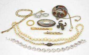 A Scottish agate and citrine inlaid brooch, a string of cultured pearls with a silver clasp, a white