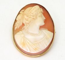 A 9ct gold pendant brooch mounted, well carved cameo of a maiden, dimensions 4cm x 3cm, weight 9.