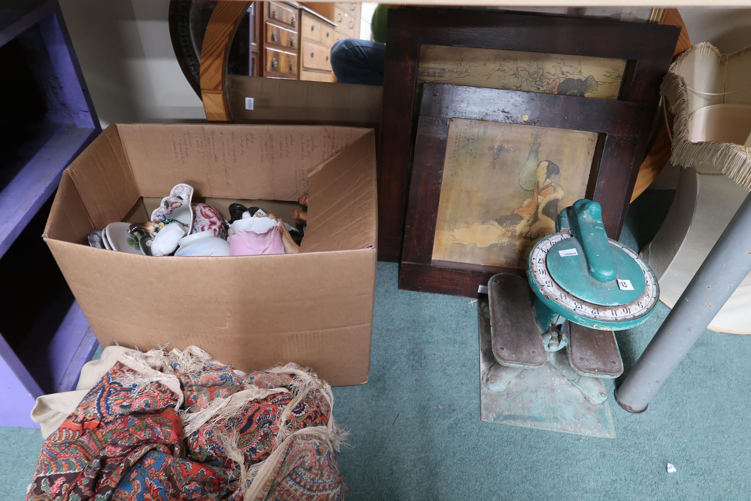 A large mixed lot to include ceramics, glass, wall mirrors lamp shades etc  Condition Report: - Image 3 of 4