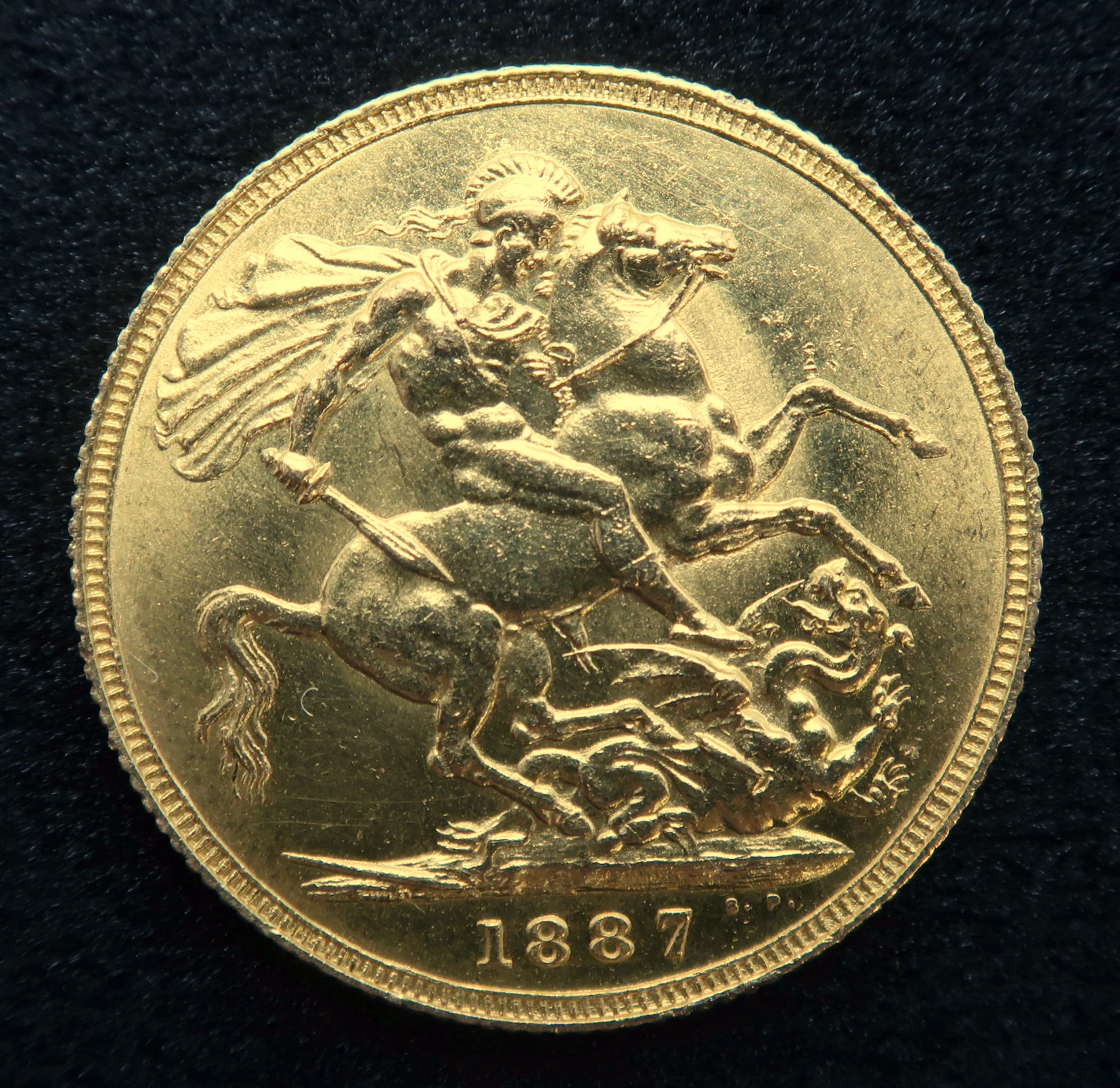 VICTORIA 1887 sovereign coin 8 grams Condition Report:Available upon request - Image 2 of 2
