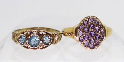 A 9ct gold blue topaz ring, size K1/2, a 9ct gold amethyst cluster ring, size K1/2, weight