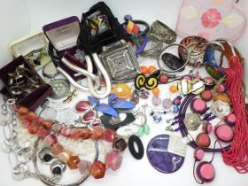 A large collection of costume jewellery to include a dyed agate necklace, a Sobral style necklace, a