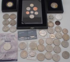 The Royal Mint Elizabeth II 2008 Proof Set, 2006 80th Birthday Crown, various ER II crowns, Bank