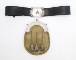 AN EARLY-20th CENTURY EDINBURGH SILVER-MOUNTED BUCKSKIN SPORRAN AND CORRESPONDING KILT BELT