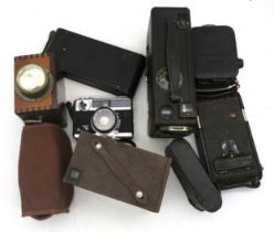 A quantity of vintage cameras, to include an Eastman Kodak Model No. 1A, Model B Cine Kodak,