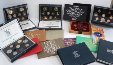 A lot comprising various commemorative issue coins and decimal sets from the 1970's onwards