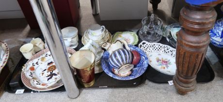 A Royal Crown Derby acorn handled dish, a Spode blue and white bowl and other decorative ceramics