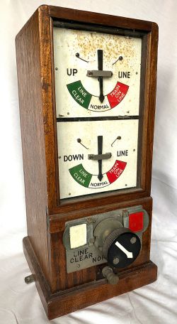 GWR 1947 double line Block Instrument. Wood cased, top and bottom indicator with both flags