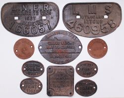 A pair of D type Wagon plates qty 2, comprising: LMS Standard 12 Tons No 460958; LNER Standard 12