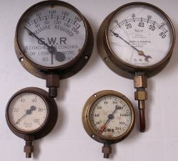 GWR brass cased, silvered dial 5in diameter Carriage Pressure Gauge with large company initials on