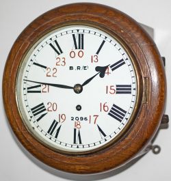 Great Eastern Railway 8in oak cased fusee railway clock with a rectangular plated chain driven