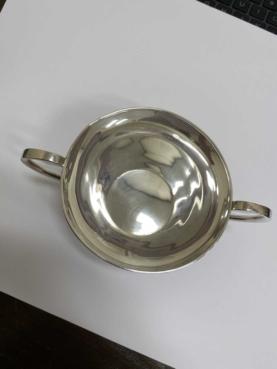 A three piece silver tea service - Image 8 of 12