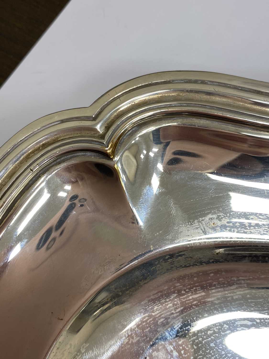 A French silver serving plate and a silver plated example - Image 11 of 13