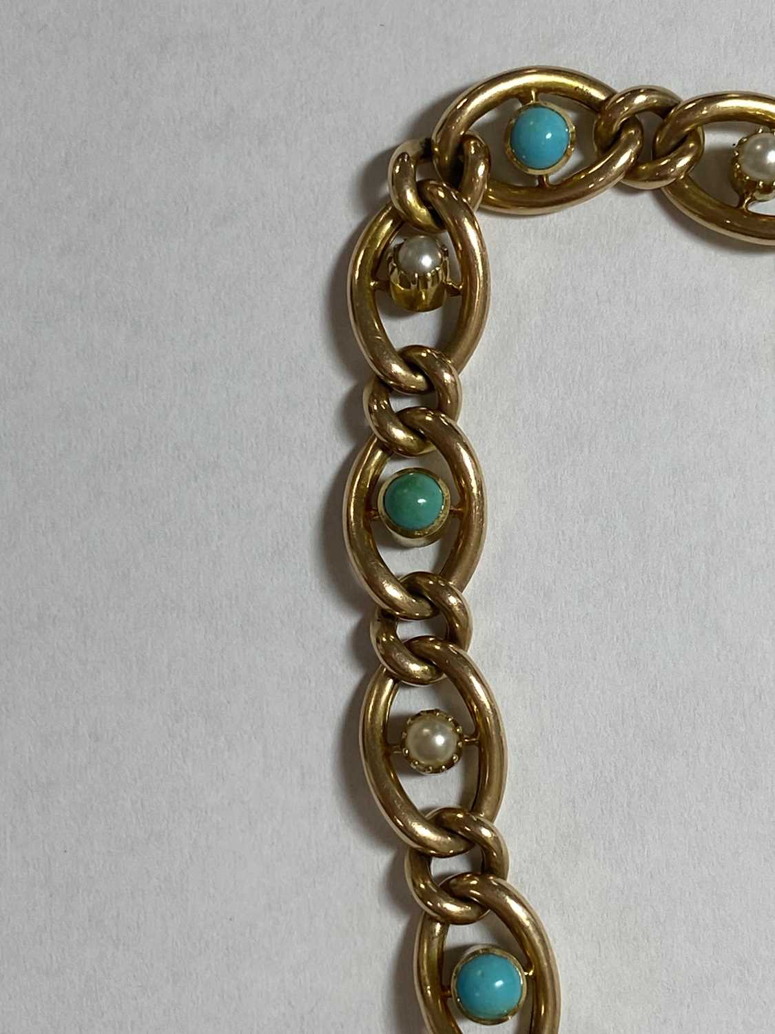 An early 20th century turquoise and seed pearl bracelet and a bar brooch - Image 11 of 12