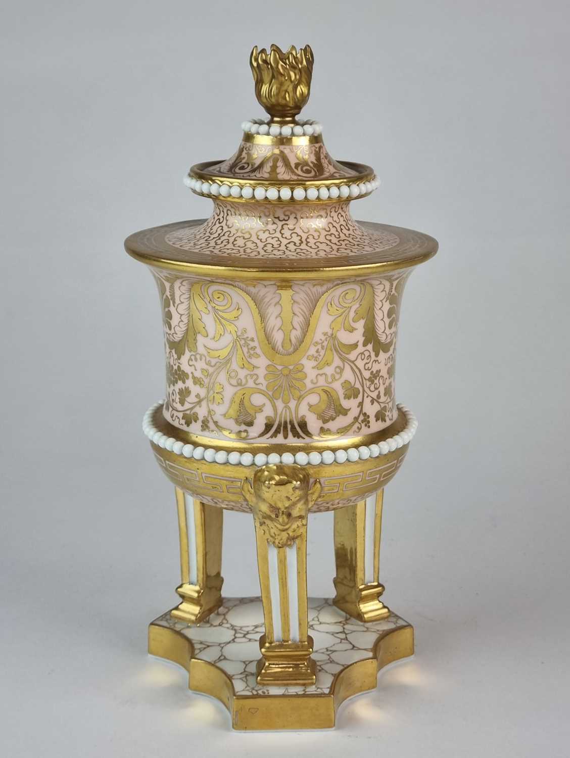 Barr Flight and Barr (Worcester) vase and cover, circa 1810 - Image 2 of 16