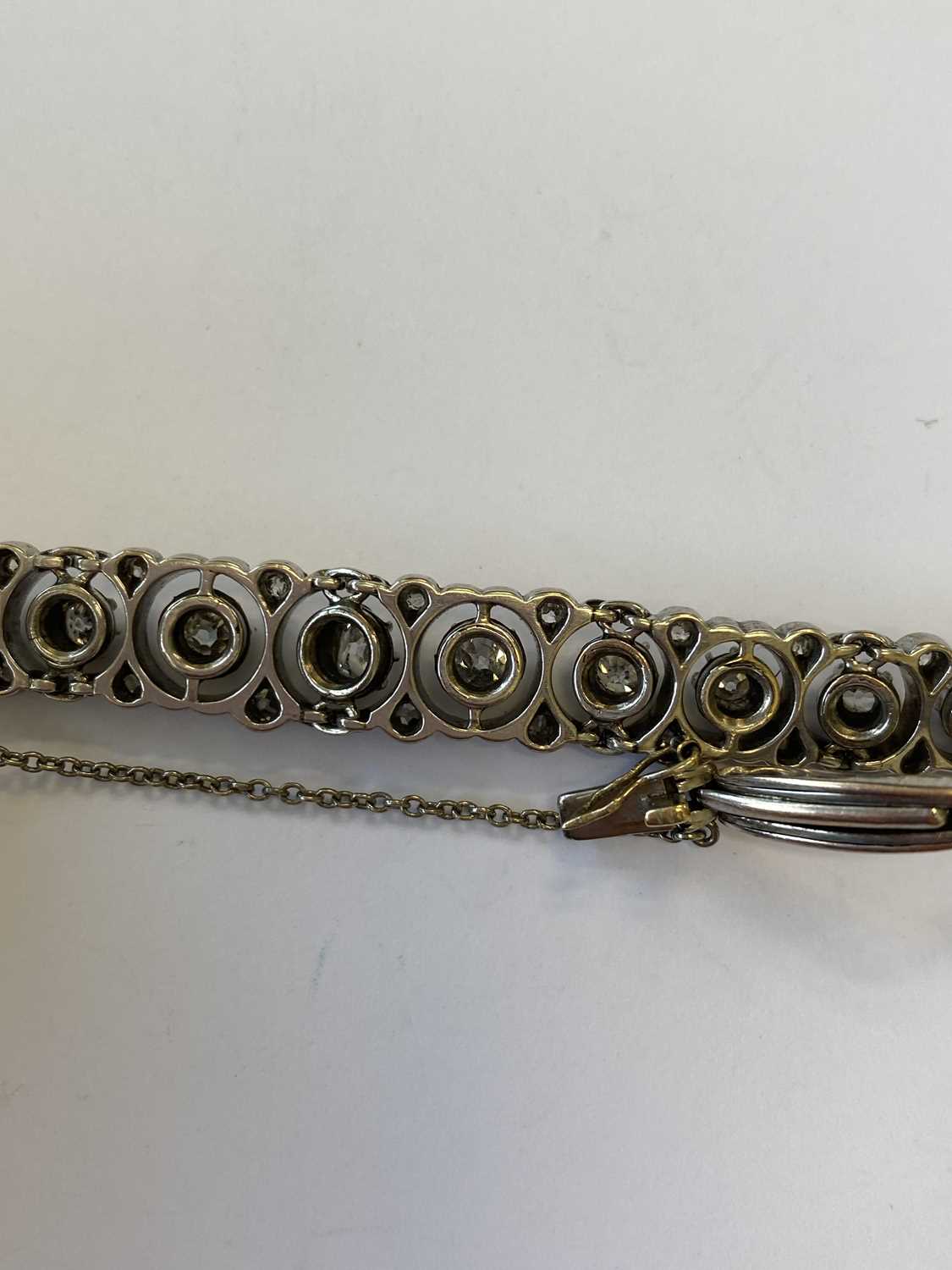 An early 20th century diamond set bracelet - Image 10 of 16