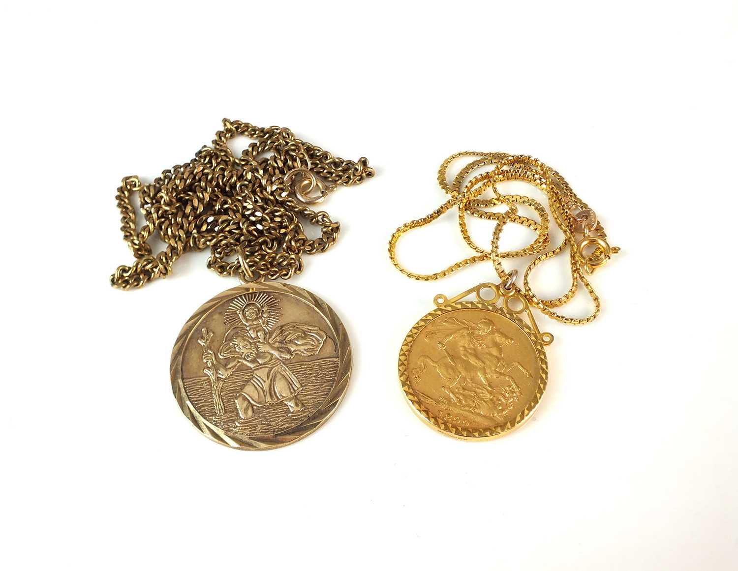 A Victoria Old head sovereign set pendant