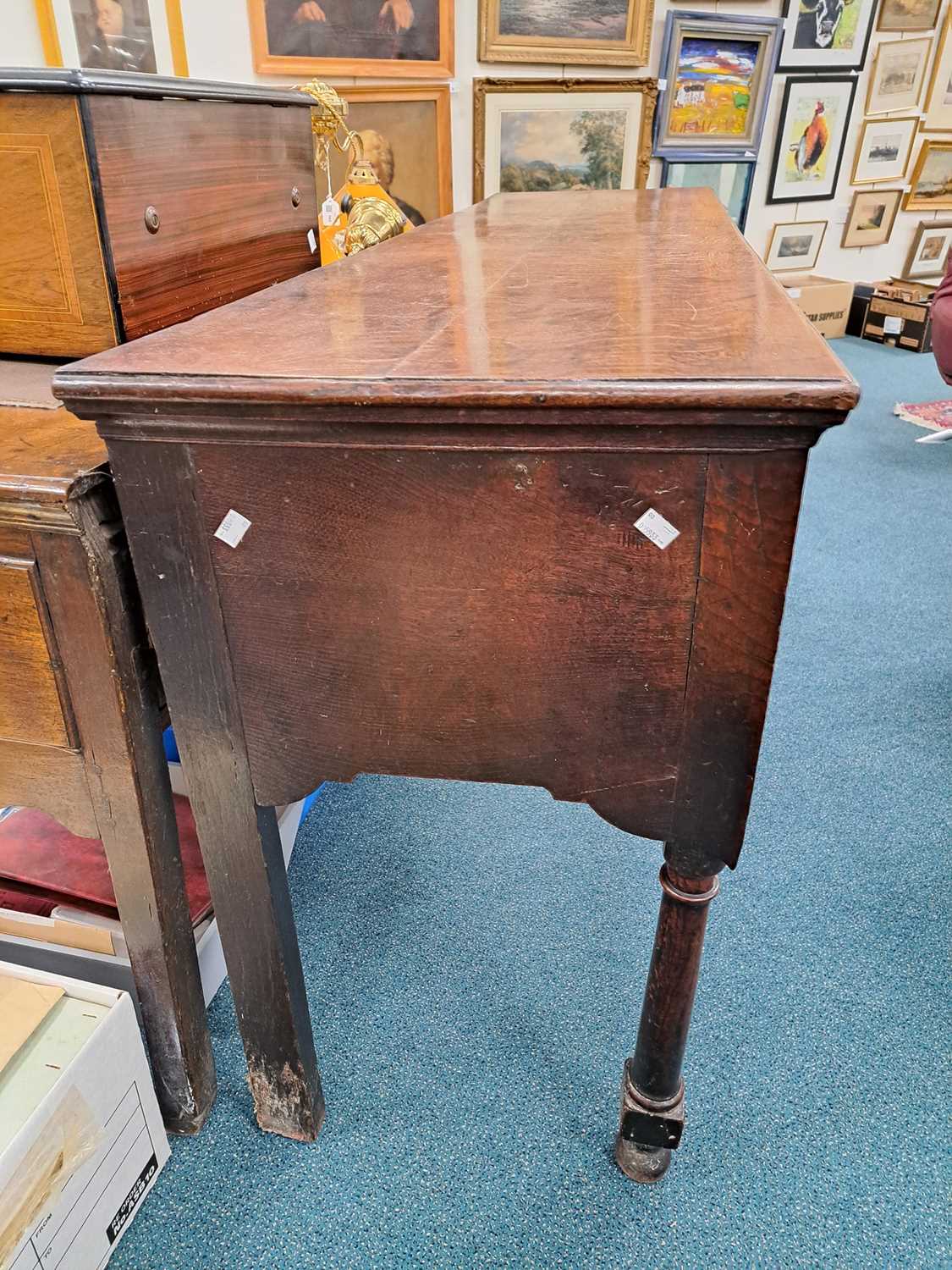 An 18th century South Wales oak dresser base - Image 2 of 8