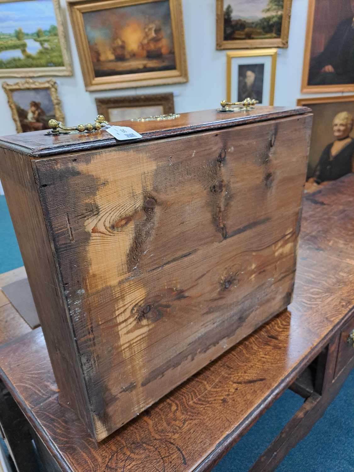 An 18th century South Wales oak dresser base - Image 4 of 8