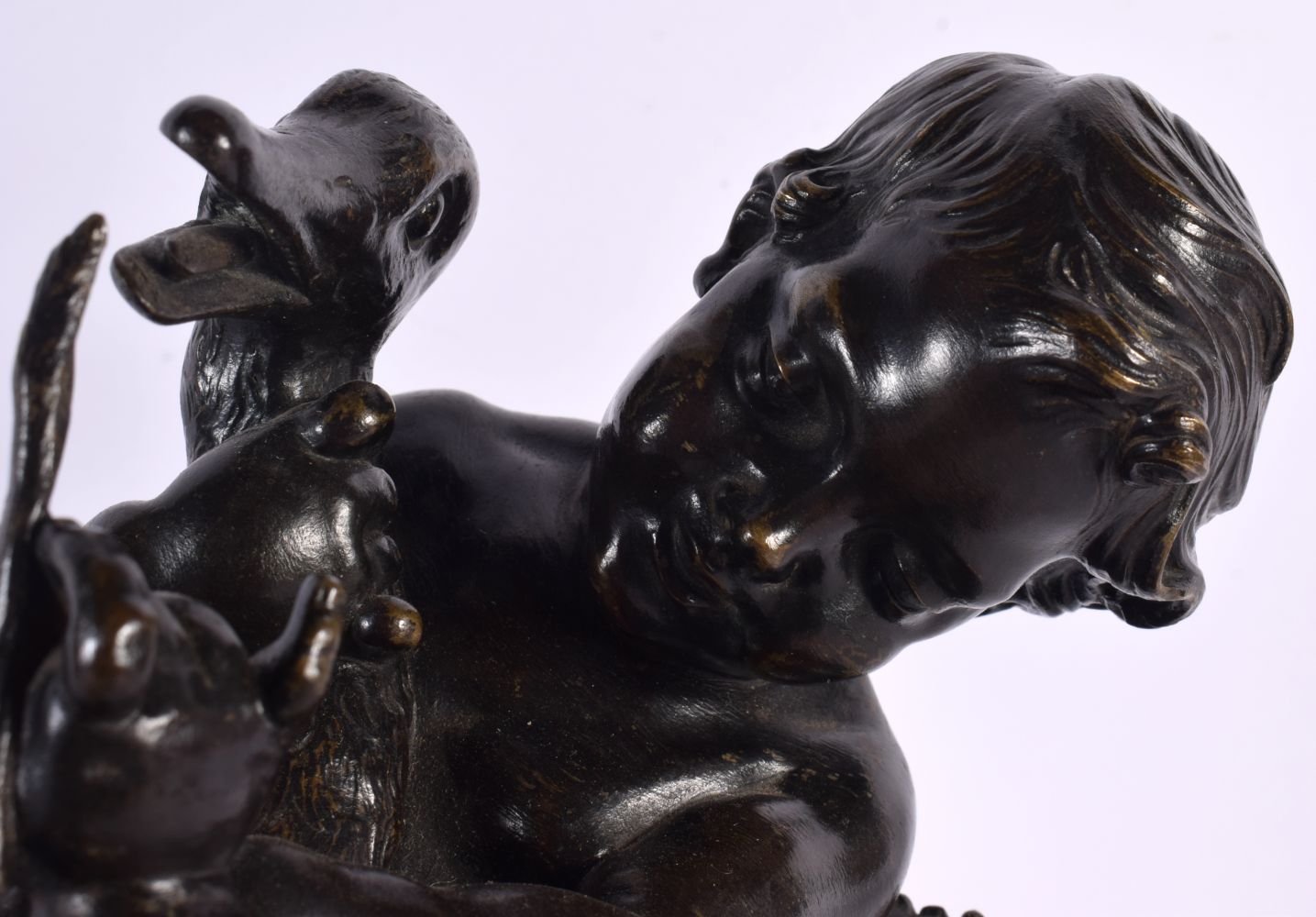 A LARGE 19TH CENTURY FRENCH BRONZE FIGURE OF WRESTLING PUTTI modelled grappling with a swan. 26 cm x - Image 2 of 6